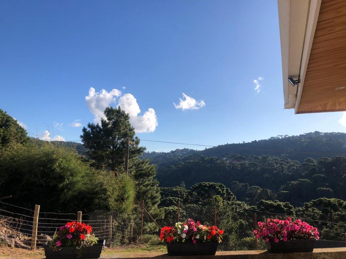 Casa Aconchegante Na Montanha Daire Campos do Jordao Dış mekan fotoğraf