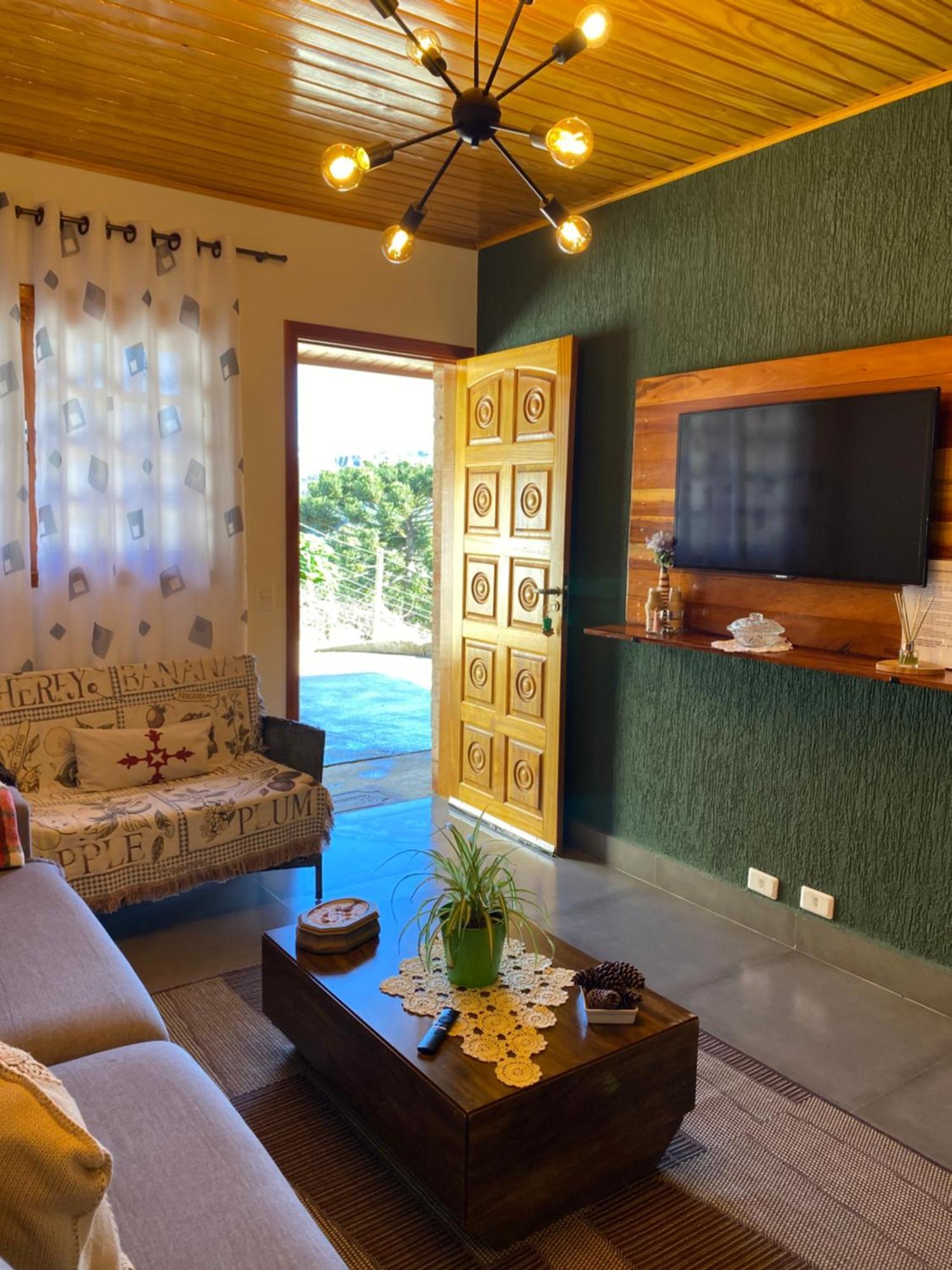 Casa Aconchegante Na Montanha Daire Campos do Jordao Dış mekan fotoğraf