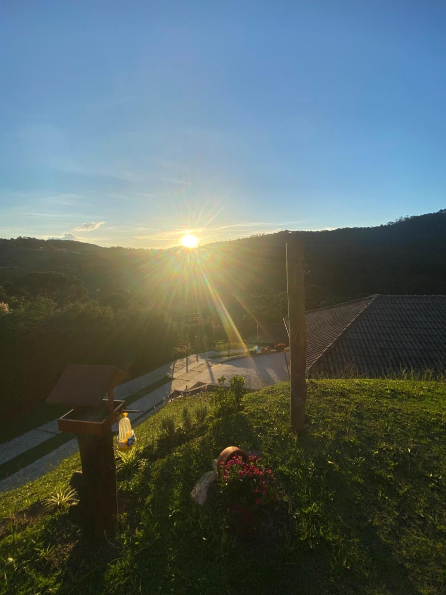 Casa Aconchegante Na Montanha Daire Campos do Jordao Dış mekan fotoğraf